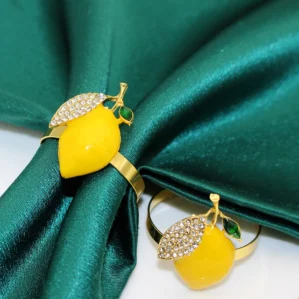 6Pcs Lemon Napkin Rings Metal Fruit Napkin Buckles Rhinetone Napkin Holder for Wedding Birthday Dinner Party Table Decor HB142